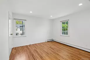 22 Baylis Pl, Syosset, NY 11791 - Photo 29