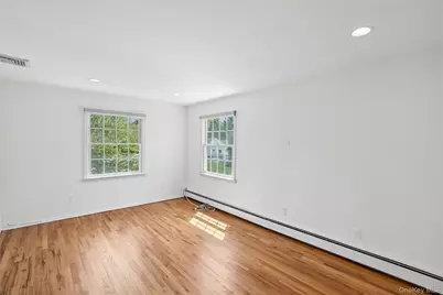 22 Baylis Place, Syosset, NY 11791 - Photo 23