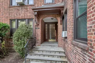246 Bronxville Rd, Bronxville, NY 10708 - Photo 3