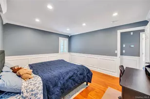 151 Poppy Ave, Franklin Square, NY 11010 - Photo 29