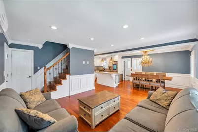 151 Poppy Avenue, Franklin Square, NY 11010 - Photo 15