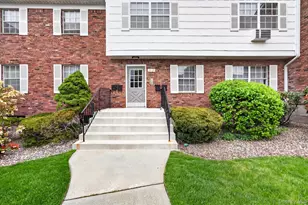 31 Doxbury Ln, Suffern, NY 10901 - Photo 3