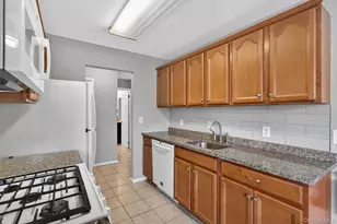 31 Doxbury Ln, Suffern, NY 10901 - Photo 7