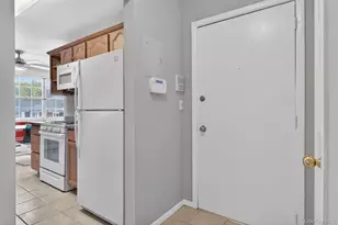 31 Doxbury Ln, Suffern, NY 10901 - Photo 5