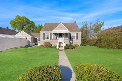 29 Lamport Avenue, Port Jefferson Station, NY 11776 - Photo 3