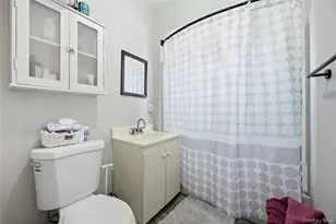 25 Lamport Ave, Port Jefferson Station, NY 11776 - Photo 15