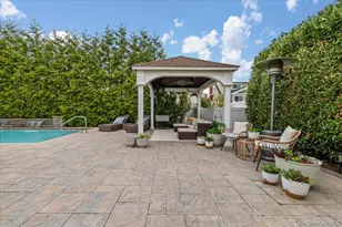 262 E Lexington Ave, Oceanside, NY 11572 - Photo 25