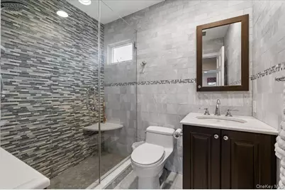 262 E Lexington Avenue, Oceanside, NY 11572 - Photo 11