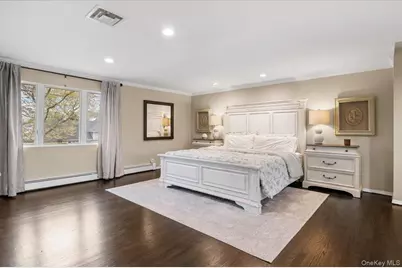 262 E Lexington Avenue, Oceanside, NY 11572 - Photo 13