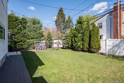 1 Catherwood Crescent, Melville, NY 11747 - Photo 25