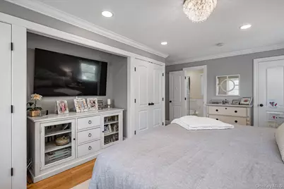 1 Catherwood Crescent, Melville, NY 11747 - Photo 15