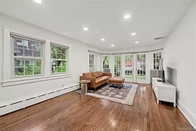 25 Vanderburgh Avenue, Larchmont, NY 10538 - Photo 3