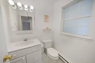 323 A Woodbridge Dr, Ridge, NY 11961 - Photo 13