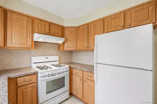 216 Doris Ave, North Bellmore, NY 11710 - Photo 27