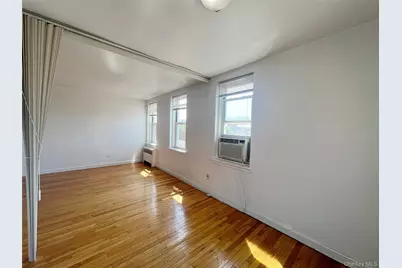 3011 Parsons Boulevard #7N, Flushing, NY 11354 - Photo 9