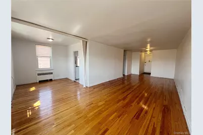3011 Parsons Boulevard #7N, Flushing, NY 11354 - Photo 5