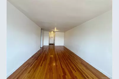3011 Parsons Boulevard #7N, Flushing, NY 11354 - Photo 3