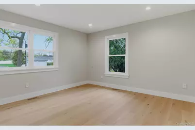 7 Mortimer Street, Westhampton Beach, NY 11978 - Photo 13