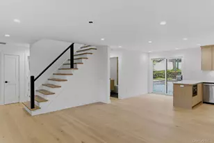 7 Mortimer St, Westhampton Beach, NY 11978 - Photo 5