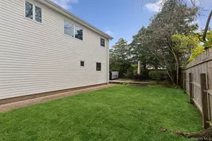 2064 Oliver Way, Merrick, NY 11566 - Photo 31