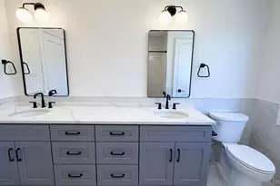 3421 Hawthorne Dr N, Wantagh, NY 11793 - Photo 17