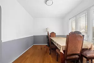 24 Jackson Ave, Elmont, NY 11003 - Photo 7