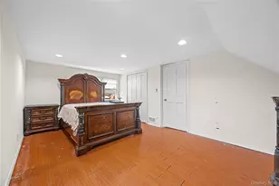 24 Jackson Ave, Elmont, NY 11003 - Photo 13