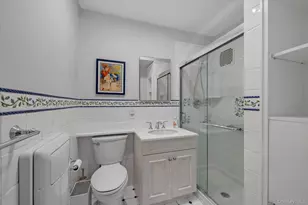 1390 Broadway, Hewlett, NY 11557 - Photo 11