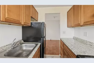 3240 Riverdale Avenue #6J, Bronx, NY 10463 - Photo 17