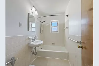 3240 Riverdale Avenue #6J, Bronx, NY 10463 - Photo 9