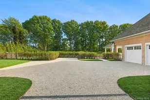 171 Oneck Ln, Westhampton Beach, NY 11978 - Photo 37