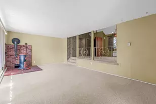 24 Jerold St, Plainview, NY 11803 - Photo 13
