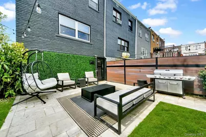 3200 Philip Avenue, Bronx, NY 10465 - Photo 25