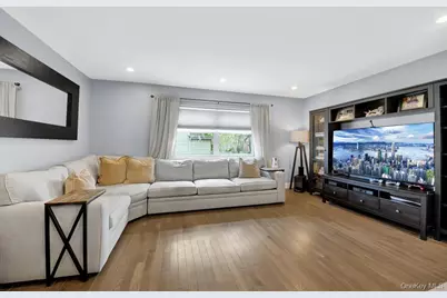 3200 Philip Avenue, Bronx, NY 10465 - Photo 5