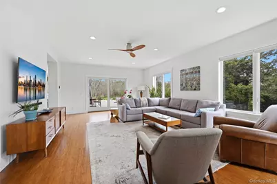 17 Willowood Court, Westhampton, NY 11977 - Photo 9