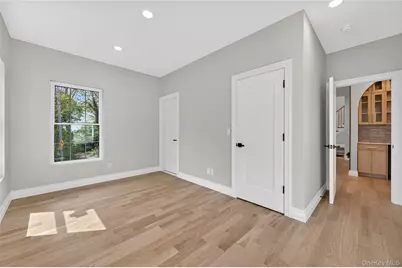 15 Ridge Drive, Port Washington, NY 11050 - Photo 19