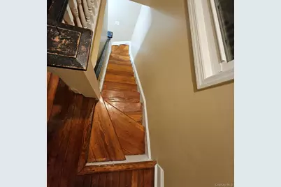 607 S 5th Avenue #2nd Flr Duplex, Mount Vernon, NY 10550 - Photo 13