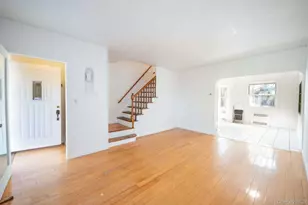 10-25 115th St, College Point, NY 11356 - Photo 3