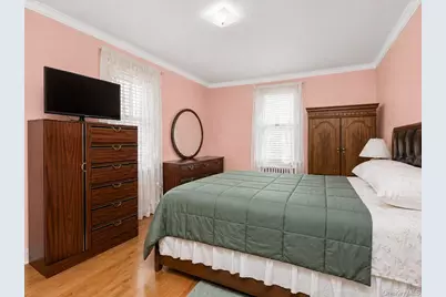 3360 Holland Avenue, Bronx, NY 10467 - Photo 11