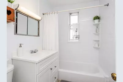 3360 Holland Avenue, Bronx, NY 10467 - Photo 19
