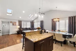 166 Pratt St, West Babylon, NY 11704 - Photo 7