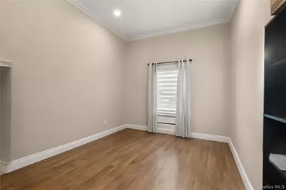 166 Pratt Street, West Babylon, NY 11704 - Photo 15