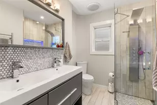 166 Pratt St, West Babylon, NY 11704 - Photo 9