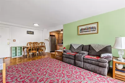 25 Lake Street #2C, White Plains, NY 10604 - Photo 3