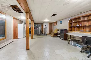 351 Maple Ave, Uniondale, NY 11553 - Photo 21