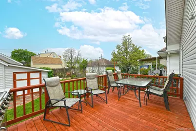 3076 Roxbury Road, Oceanside, NY 11572 - Photo 25