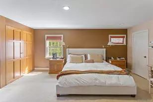 1360 Boxwood Dr W, Hewlett, NY 11557 - Photo 23
