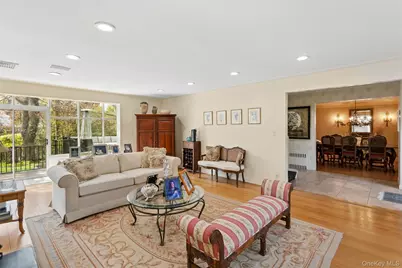 1360 Boxwood Drive W, Hewlett, NY 11557 - Photo 7