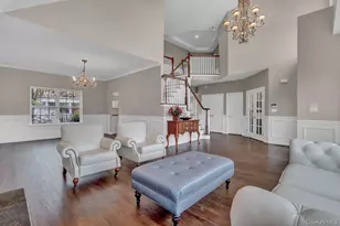6 Arborvitae Ln, Miller Place, NY 11764 - Photo 11