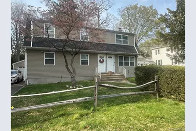 90 Coles Street, Glen Cove, NY 11542 - Photo 1